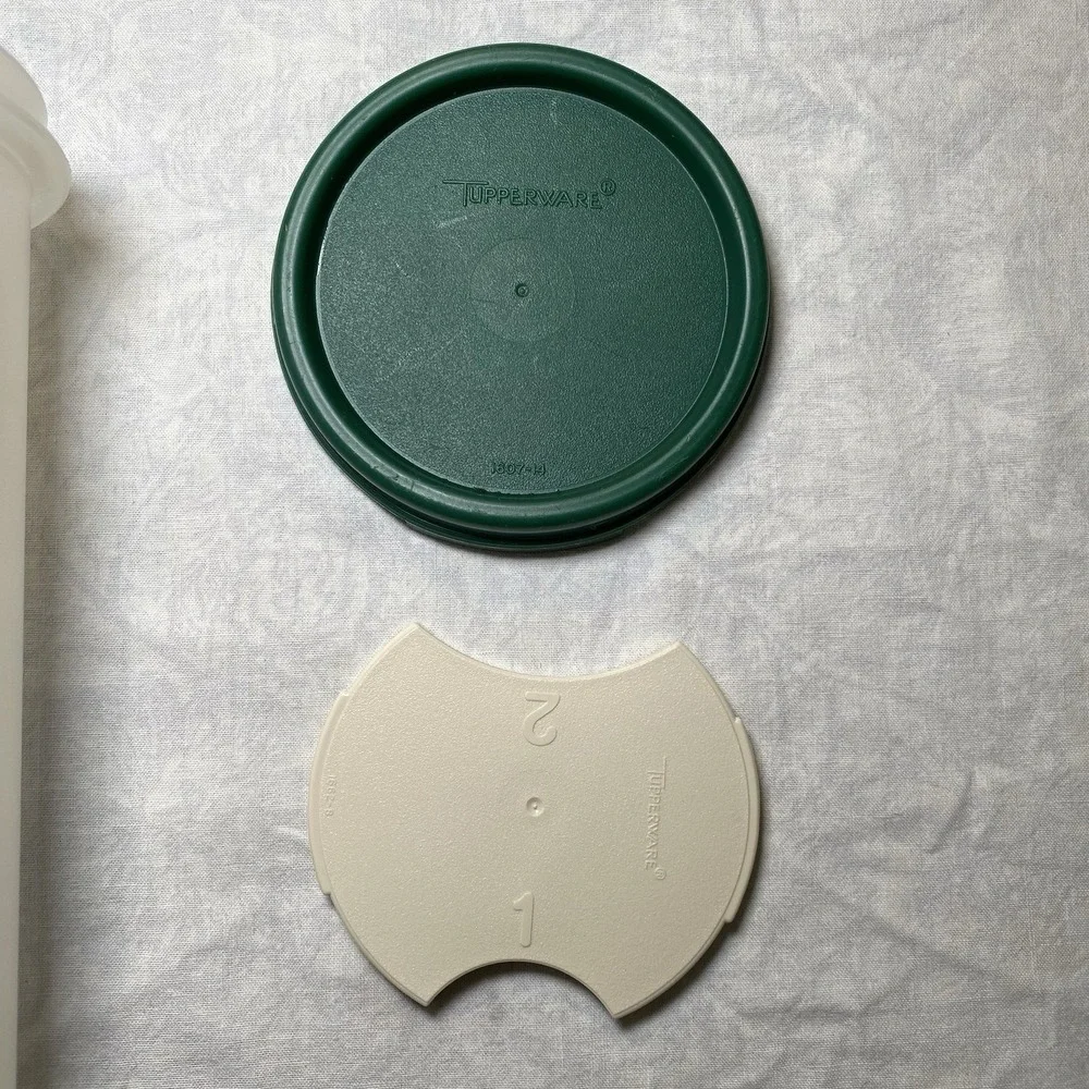 Vintage Tupperware 1661-7 Spaghetti Pasta Container Modular Mate‎ USA
